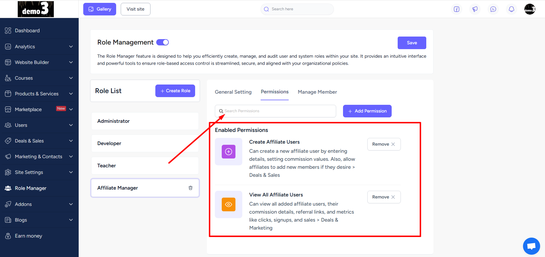 EzyCourse Dynamic User Role Manager