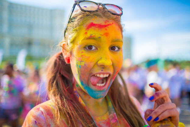 Psihologia Culorilor: Influența Asupra Emoțiilor și Comportamentului