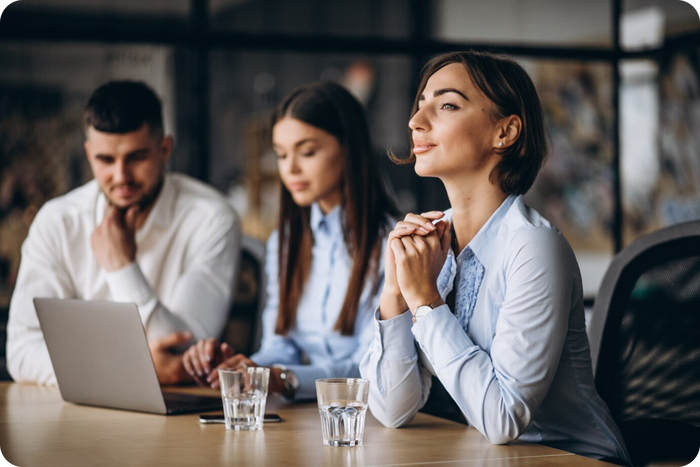 woman-sitting-together