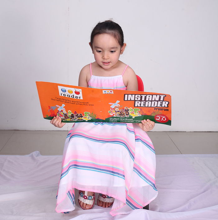 Intant reader